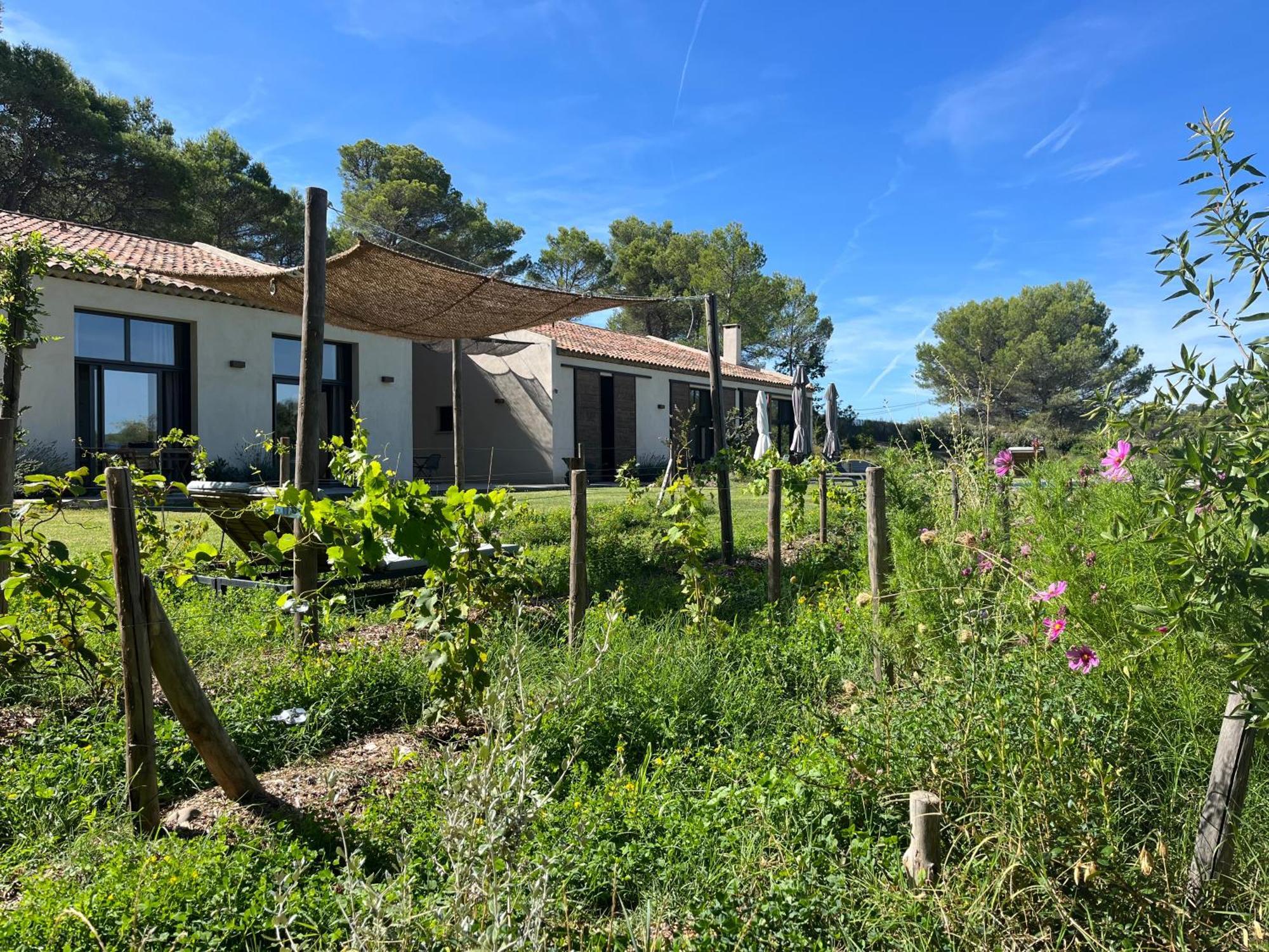 La Bergerie Du Roy-Chambres D'Hotes- Rognes Luaran gambar